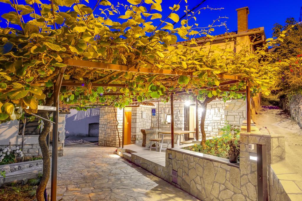 Villa House Obrs Mošćenička Draga Esterno foto